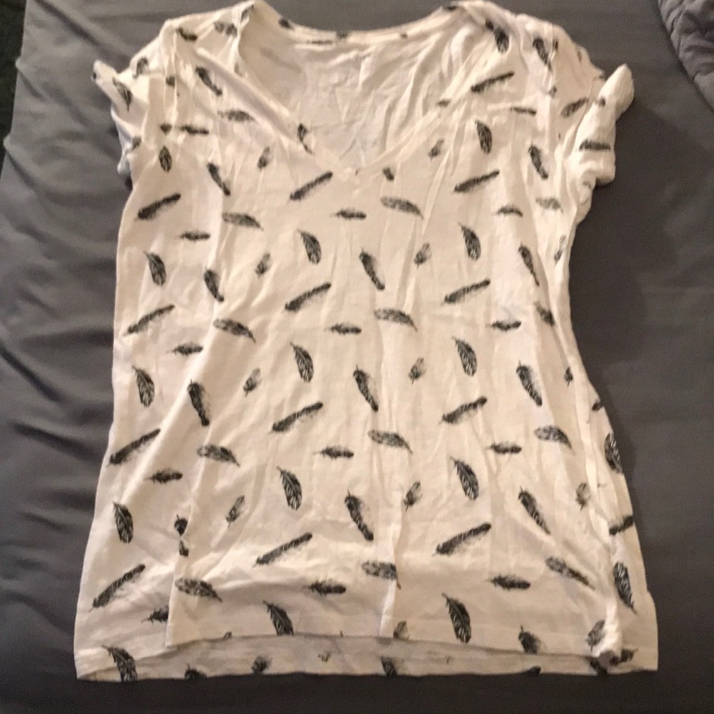 Feather v neck shirt